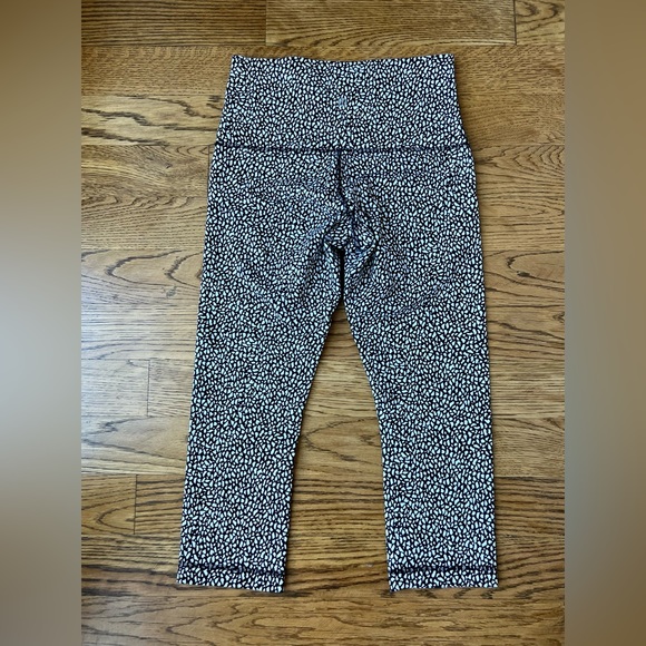 NWOT▪️Lululemon Wunder Under Leggings - Picture 7 of 8